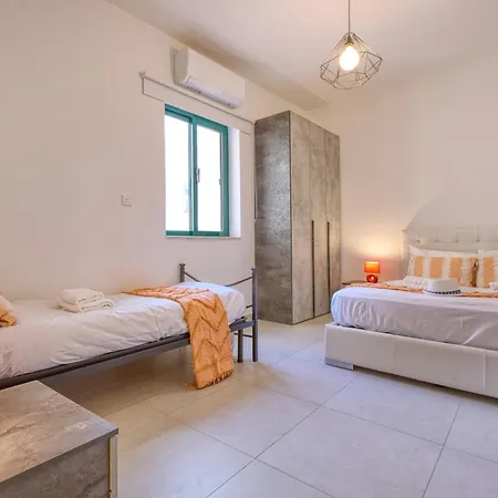 Modern Haven דירה סליאמה